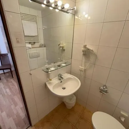Hotel Ebnet 3*